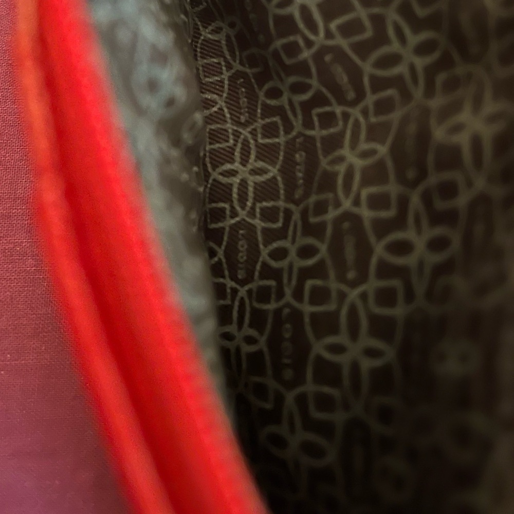 LODIS RED LEATHER CARD HOLDER! GORGEOUS! - Picture 7 of 11